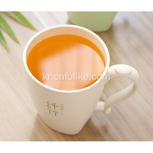 뚜껑이있는 재사용 가능한 대나무 섬유 플라스틱 마시는 컵